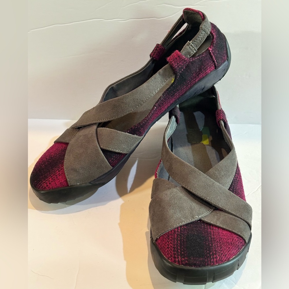 Women’s Dimmi Adventure Comfort Flats Shoes 7.5